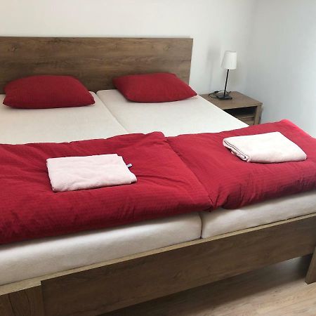U Vinarstvi Hotel Mutěnice Buitenkant foto
