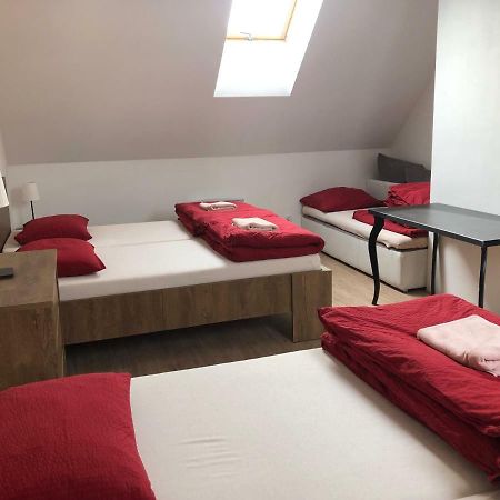U Vinarstvi Hotel Mutěnice Buitenkant foto