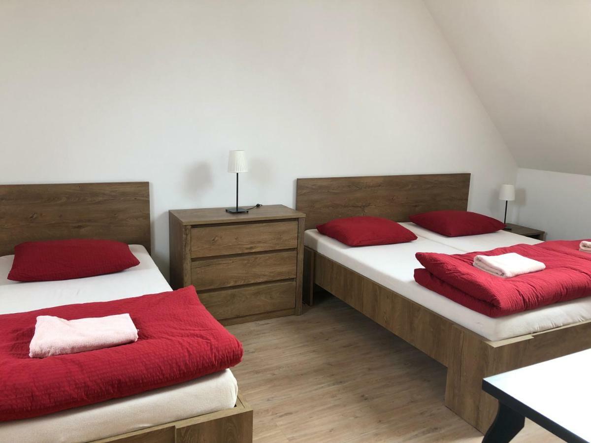 U Vinarstvi Hotel Mutěnice Buitenkant foto